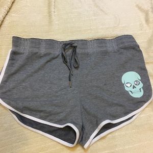 Skull shorts